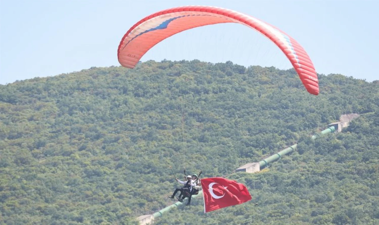 Gençler Bursa Nilüfer’in ”3. Üni Uçuş Günleri”nde buluştu